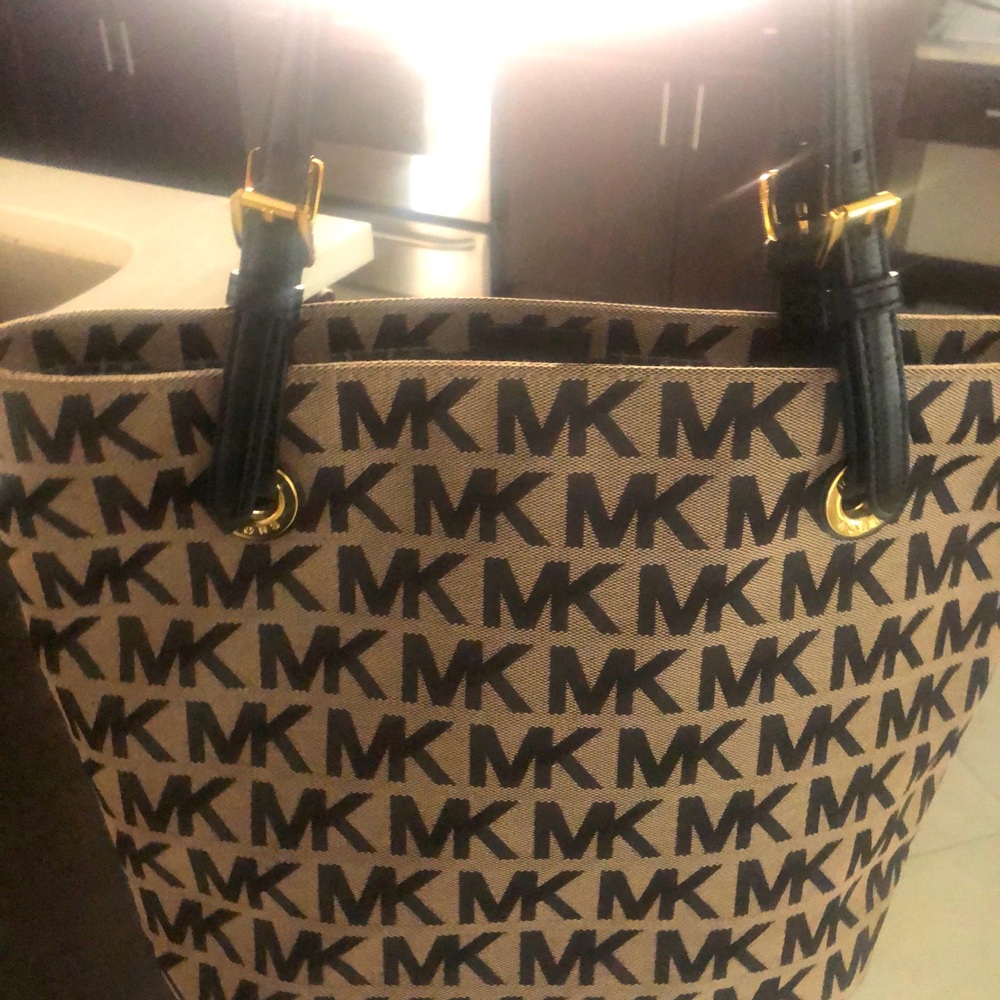 MK purse never used like new